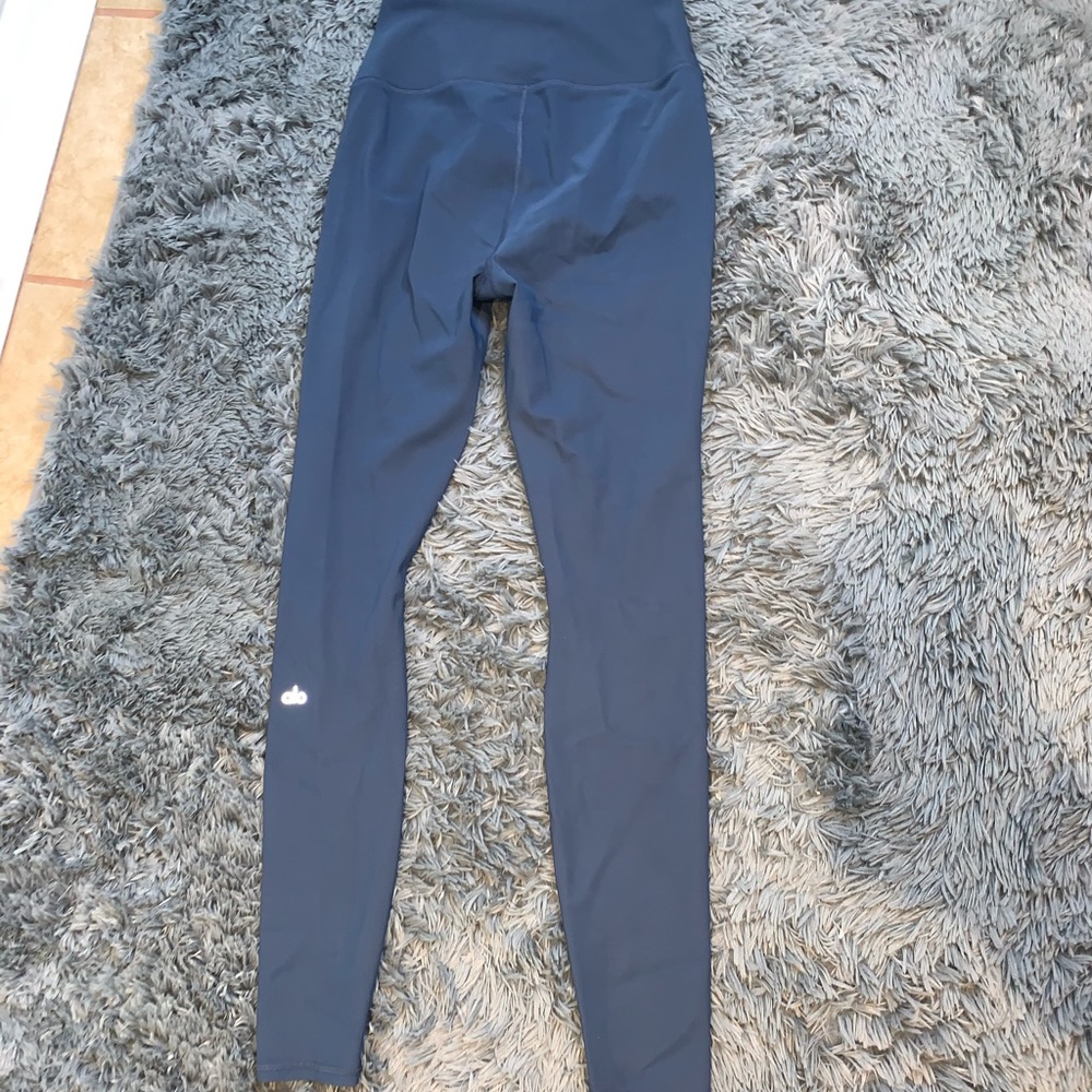 SOLD: Alo Yoga Ink Blue Leggings M - Picture 6 of 7